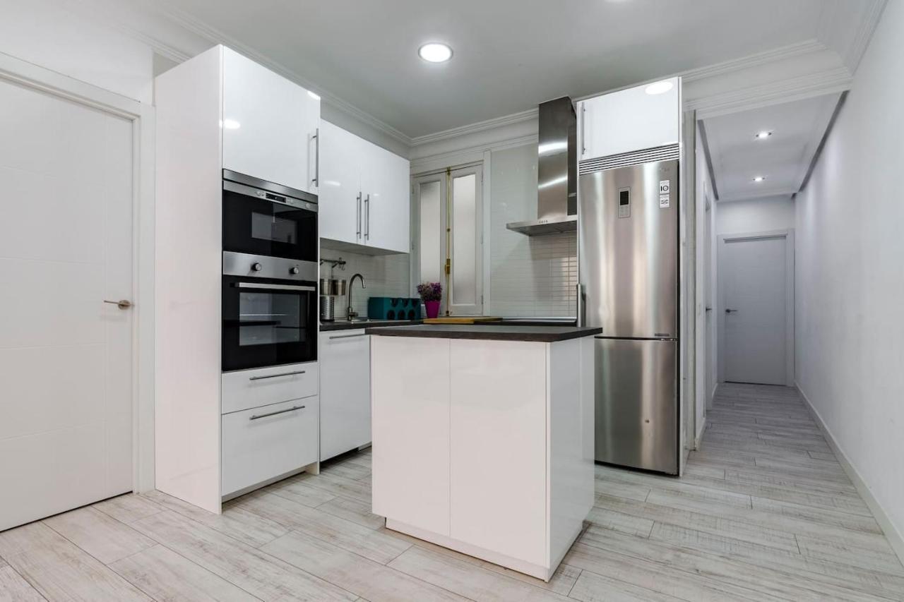Beautiful And Comfortable Flat In Center Of Appartement *