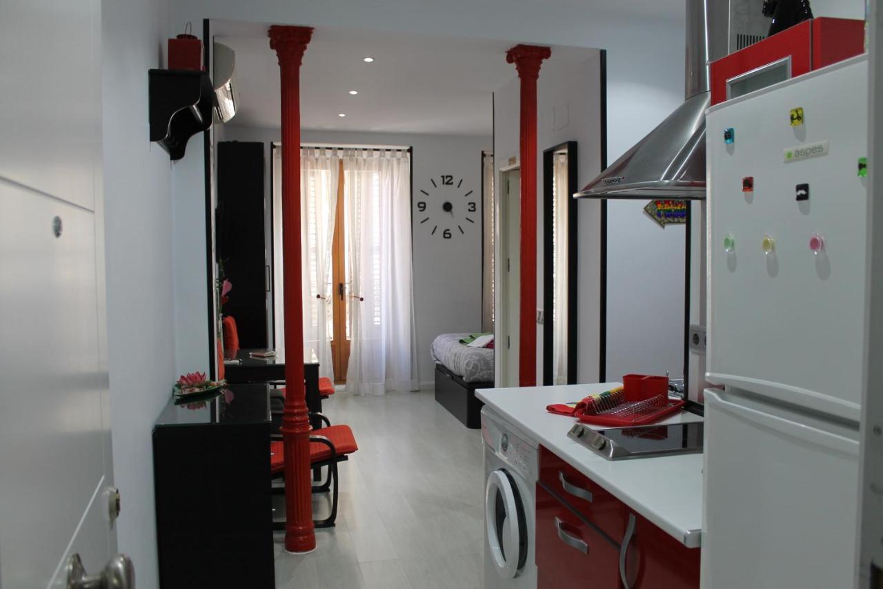 Balcony Malasana Apartment *