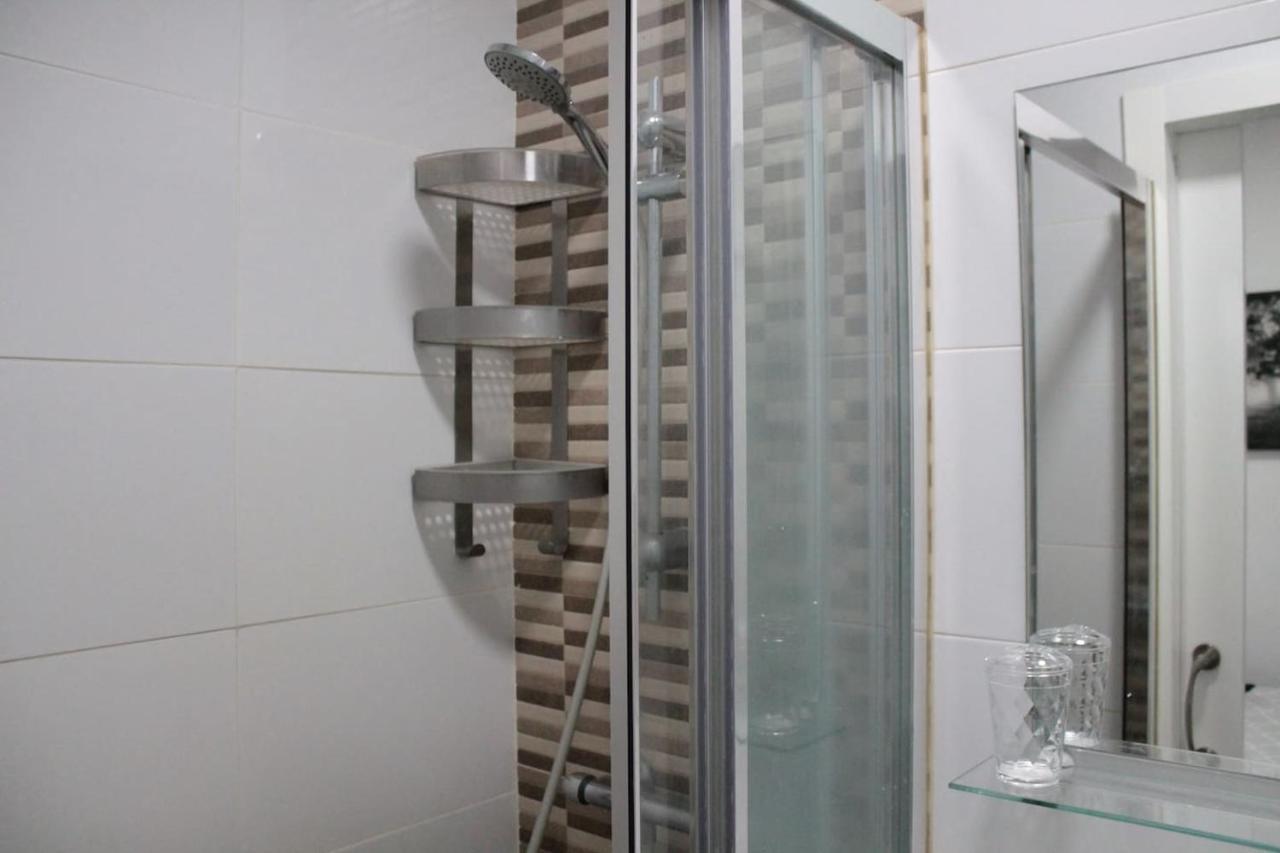 Urbantec Realty - Palacio Real - Opera Apartment *