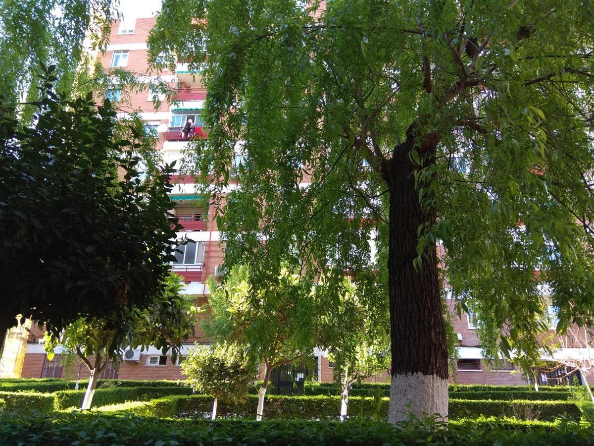 Cálido Y Bien Comunicado Quarto em Acomodações Particulares