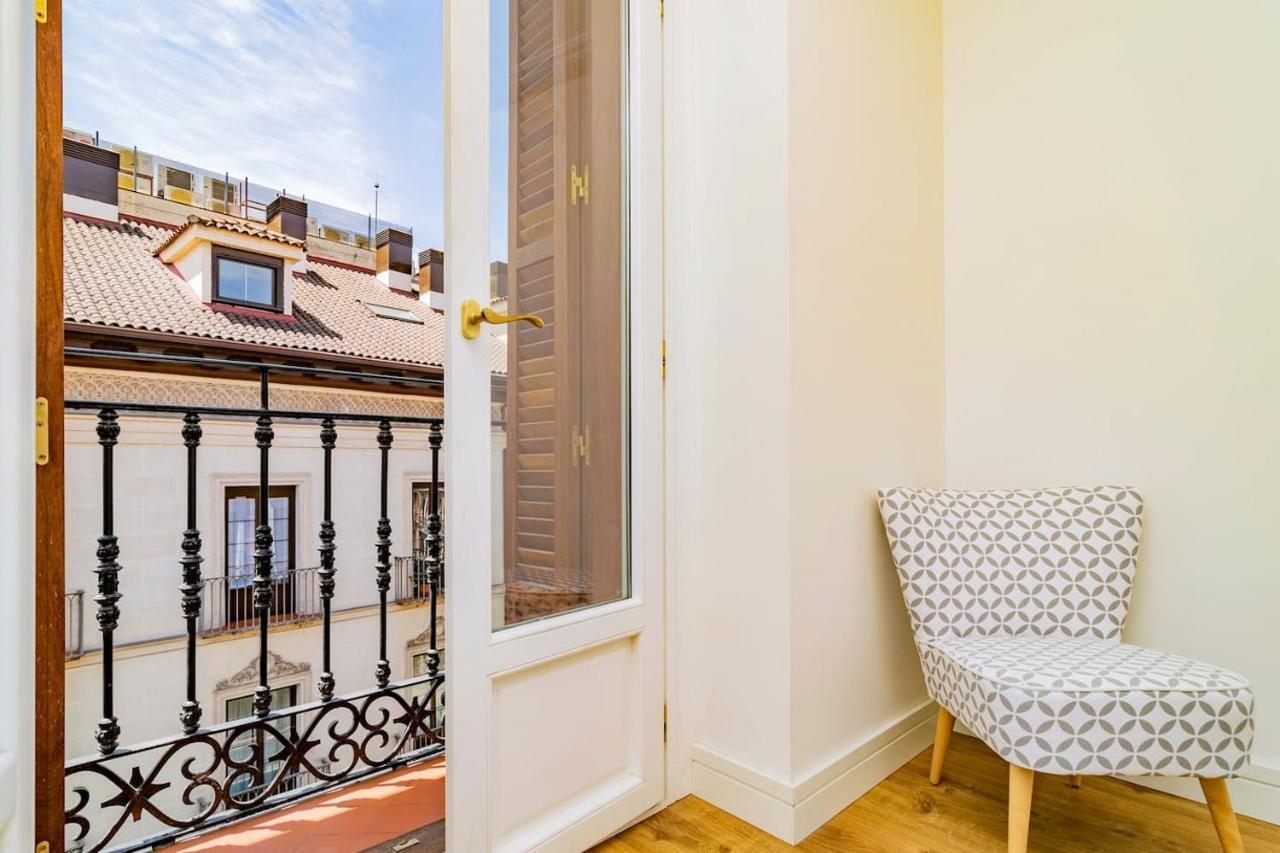 Luxurious In Calle Atocha By Batuecas Madrid