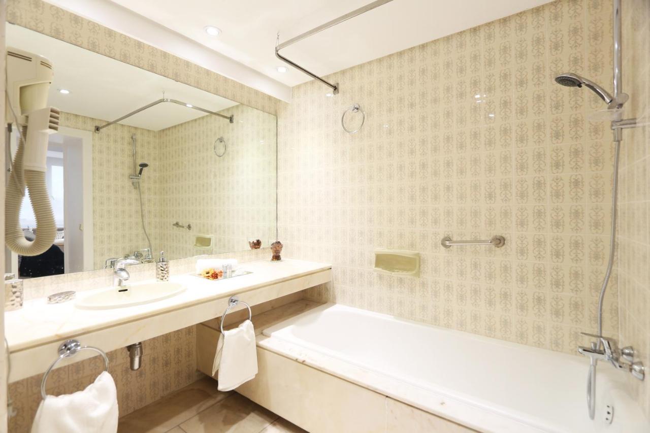 Apartamento Urbantec Realty - Plaza De Colon *