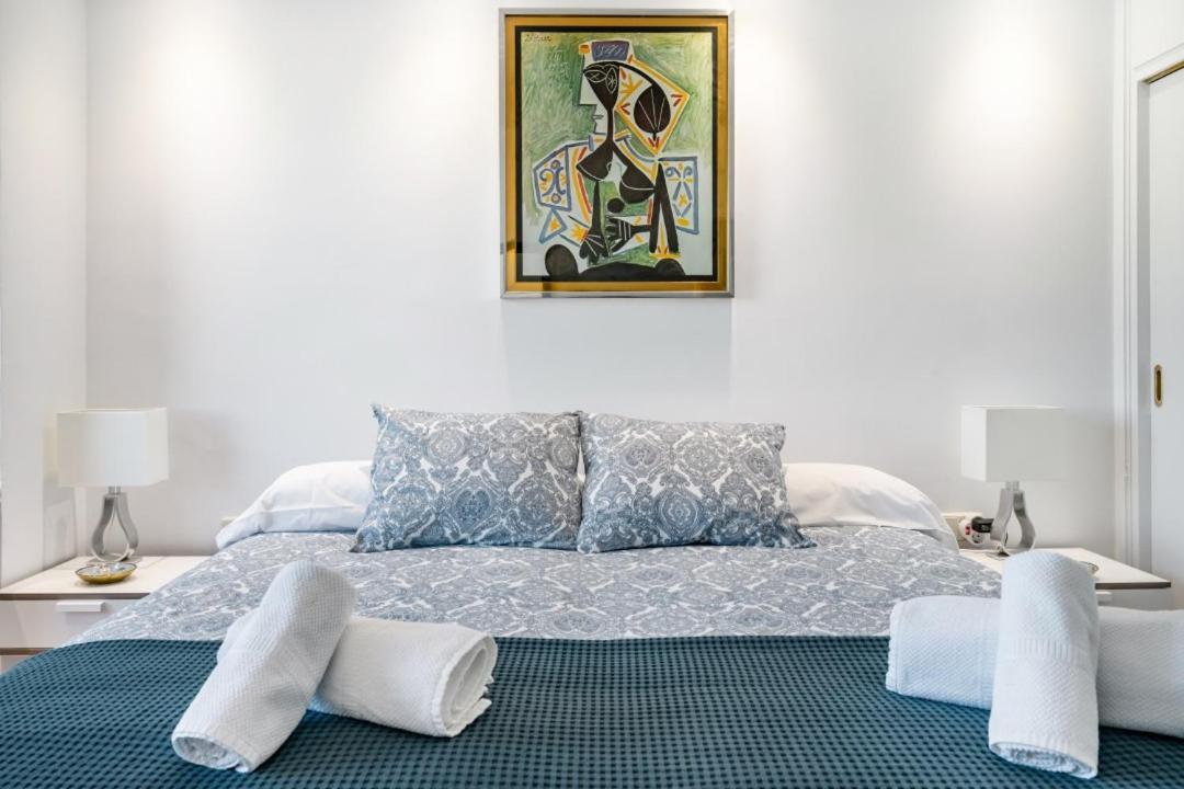 Apartamento Urbantec Realty - Plaza De Colon *