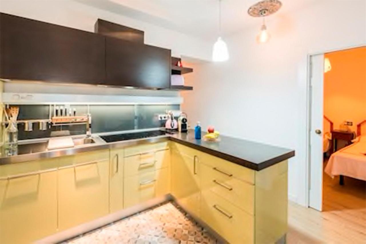 Visitor's Book Apartment *