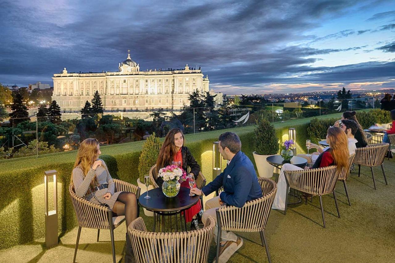 Apartosuites Jardines De Sabatini Aparthotel Madrid