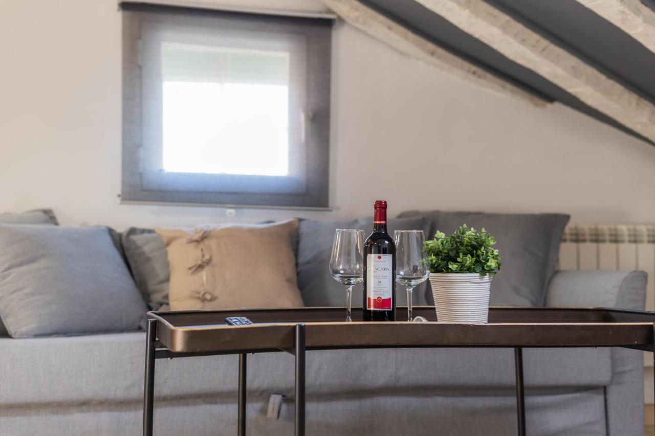 Apartamento For You La Latina Ecm18 *