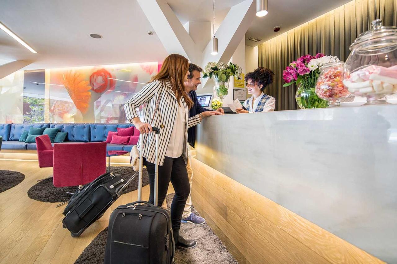 Apartosuites Jardines De Sabatini