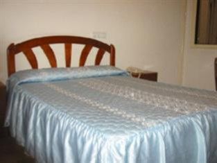 Hostal Lamalonga Gasthof Madrid