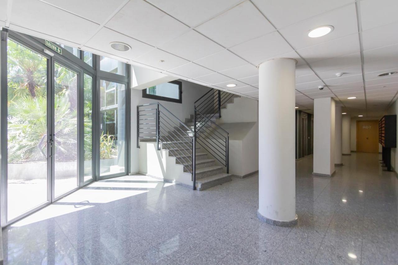 Apartment Dobo Homes Manoteras 30 Madrid