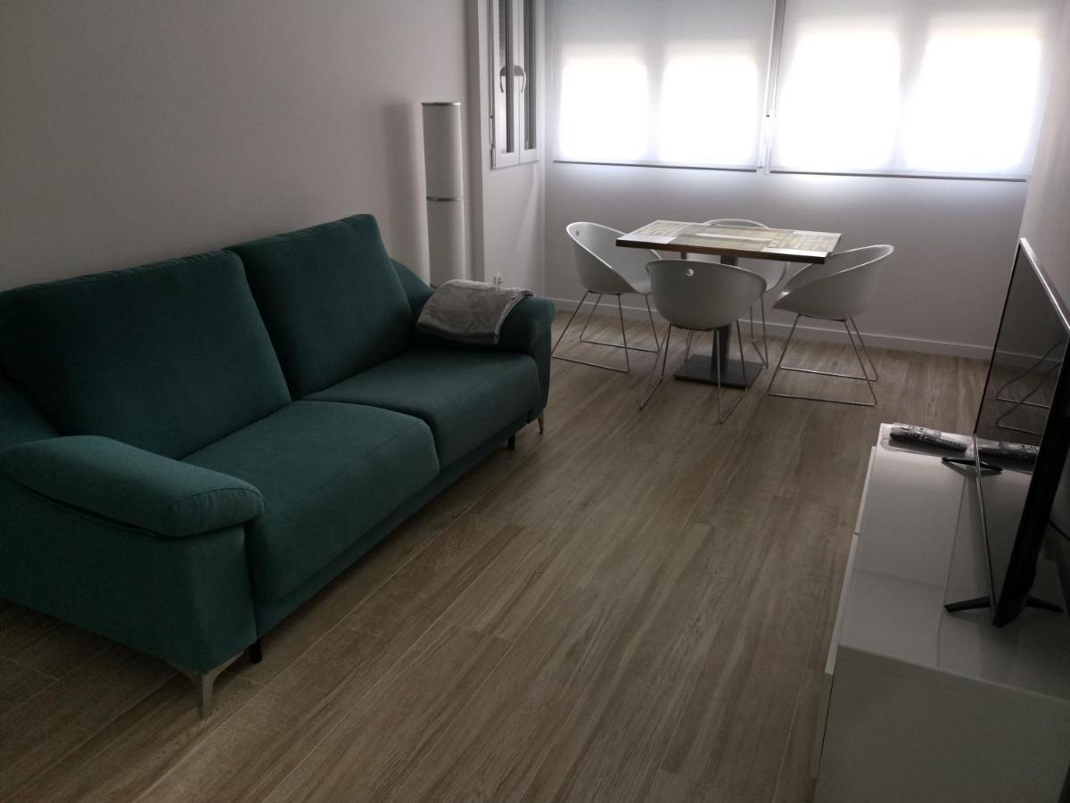 Apartamento Moderno,tranquilo, Entrada Autónoma Y Fácil Aparcamiento. Madrid