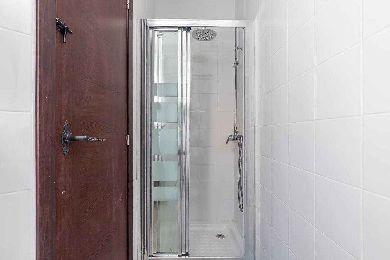 Luxury Bernabeu Bed and breakfast Madrid