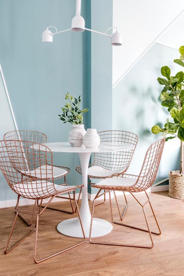 Color By Olala Homes Appartement