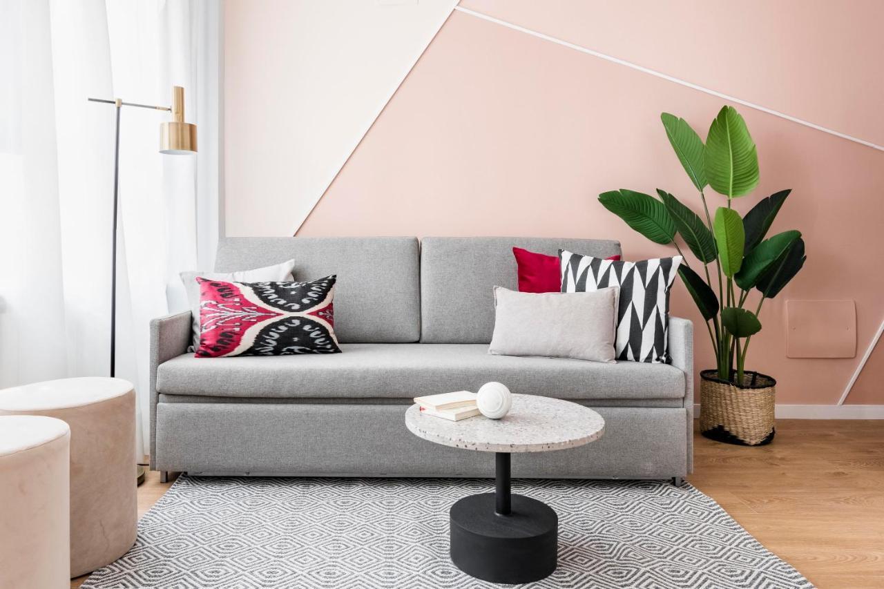 Color By Olala Homes Appartement