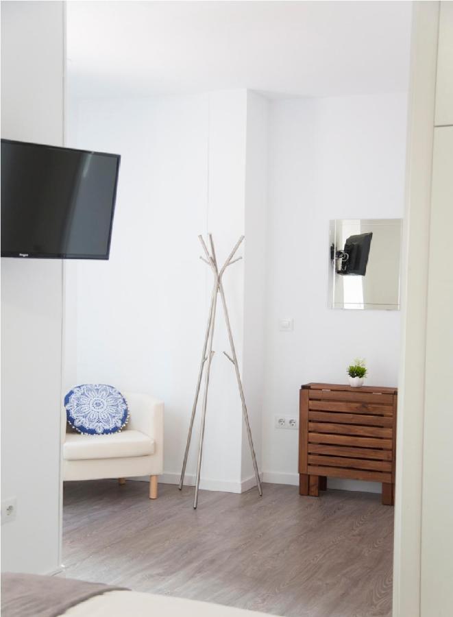 Comodo Y Agradable Estudio En Centro A6 * Madrid