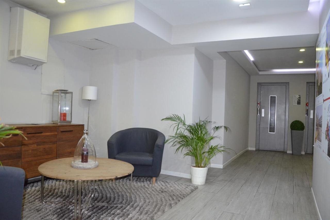 Apartahotel Boutique Urban Serrano
