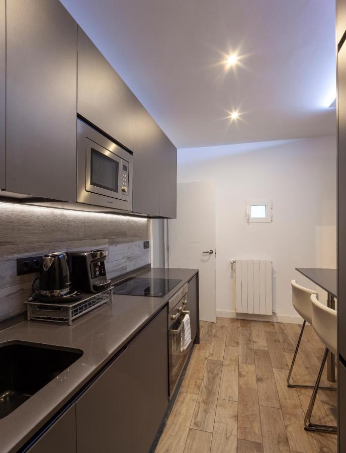 Apartment Gran Via V Calle Fuencarral 5br 5bh