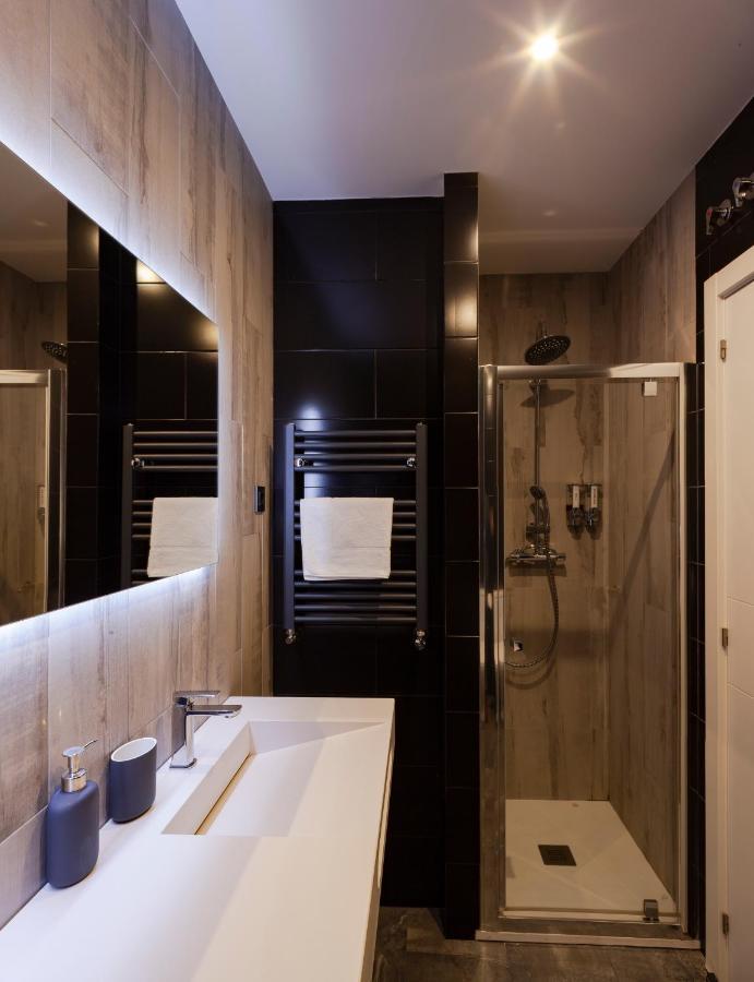 Gran Via V Calle Fuencarral 5br 5bh Apartment