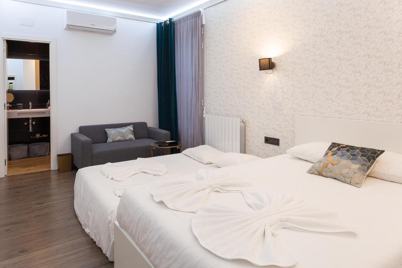Gran Via V Calle Fuencarral 5br 5bh Madrid