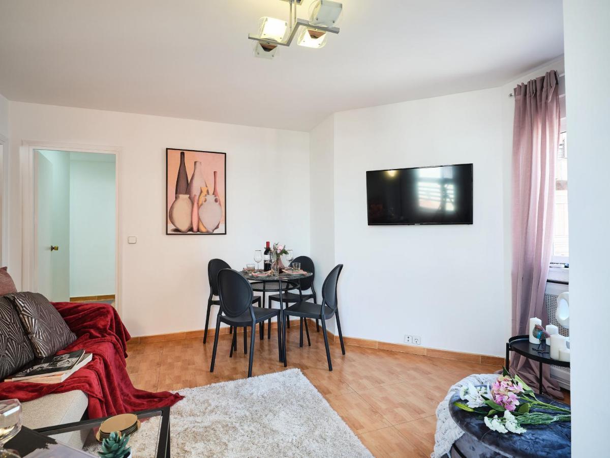 My City Home- Bright In Great Location Apartment