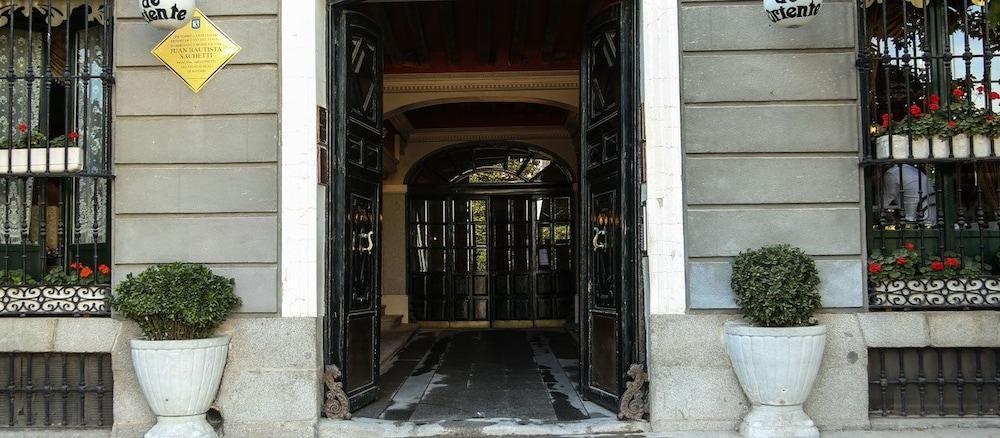 Palace Casa de hóspedes Madri
