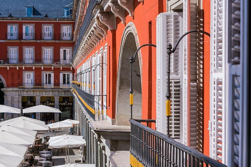 Club Plaza Mayor Iv Apartment