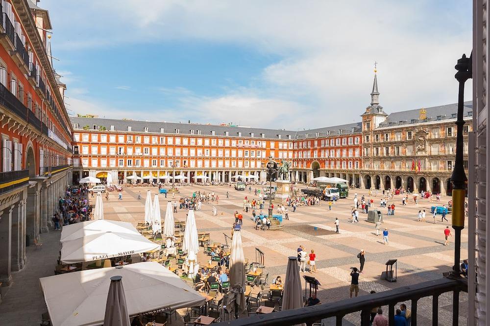 Club Plaza Mayor Iv Apartment