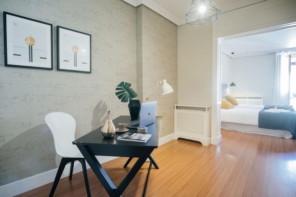 300m² 5 Slaapkamer, 4 Privé Badkamer In Centrum Madrid