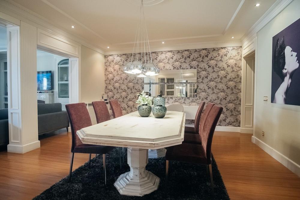 300m² 5 Slaapkamer, 4 Privé Badkamer In Centrum Madrid