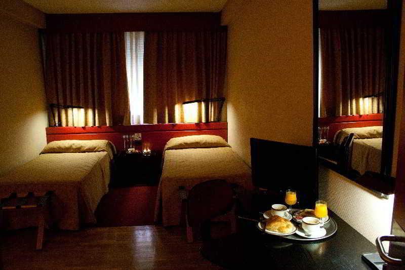 Anaco Hotel 3*