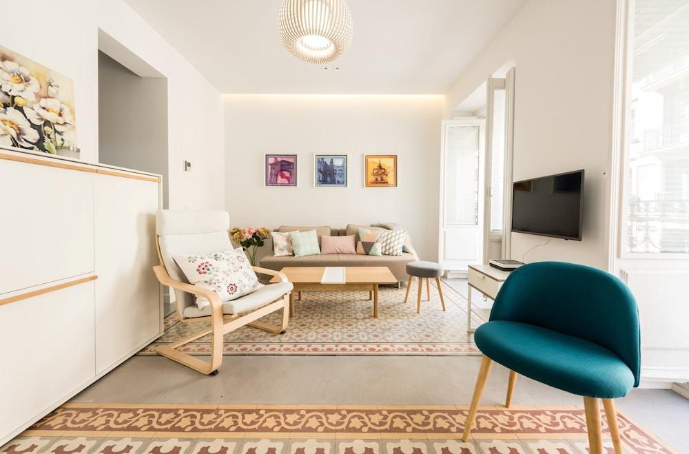 Hotel Sevilla City Center 4*