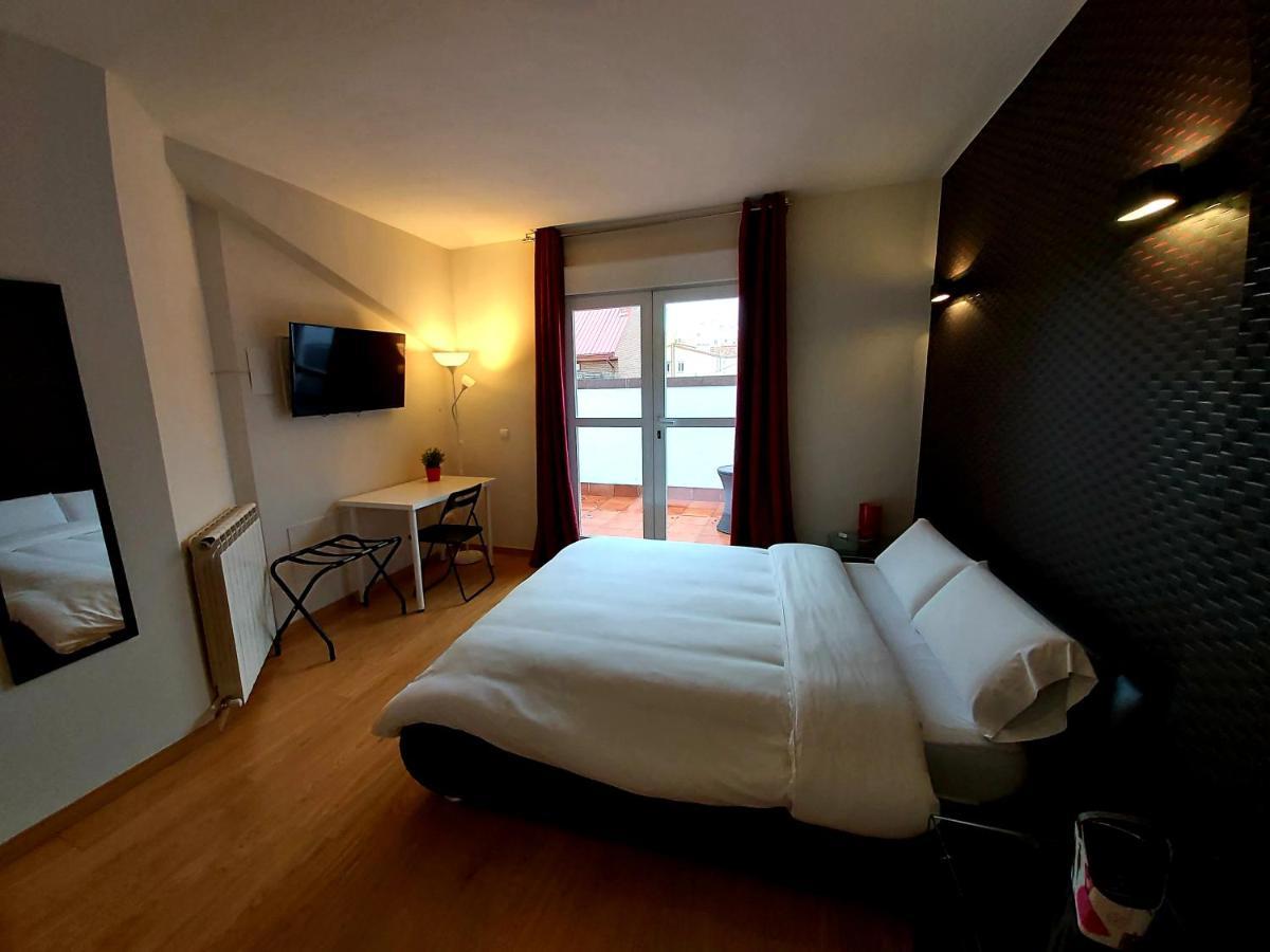 Santa Juliana Apartment Madrid