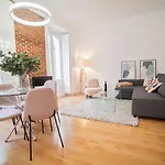 Luxury Apartment Almudena´s view Center, La Latina
