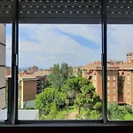 Piso Amplio, Iluminado Y Muy Bien Comunicado