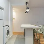 Cozy And Central- 1 Bedroom 1 Bathroom - Chueca