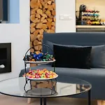Honey Apartment In The Center Of Madrid