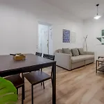 Encanto Clasico Para 7 En Calle De La Cabeza - E1
