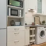 Cozy 1Bd 1Bth - Anton Martin