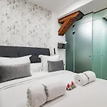Modern Loft Near Puerta Del Sol