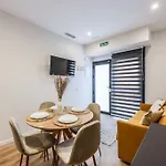Luxe Apartments Madrid Rio By Rentitup