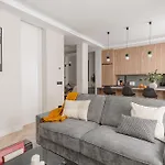 Plaza Espana VIII Calle San Bernardo 3Br 3Bh