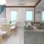 Oshun Salamanca III Midstay Living