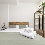 Deluxe VI - Ferga Suites