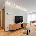 Elegance & Comfort In Chamberi - 3A