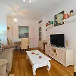 Deyanira 59 Suite Madrid Airport Ifema