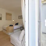 For You Rentals Encantador Y Unico Estudio Temporal En Tetuan Madrid Mlu1º2