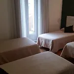 Hostal Montecarlo