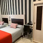 Hostal Castilla I Atocha