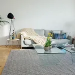 300m² 5 slaapkamer, 4 privé badkamer Appartement in Salamanca