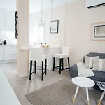 Calle Toledo Apartment II - 1BR 1BT