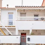 Independent Room Close To Ifema Y Aeropuertob